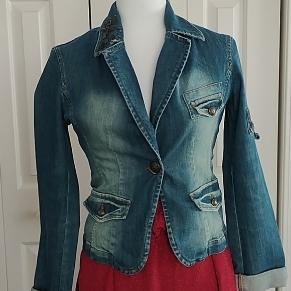 adl by Adilisk Jackets & Blazers - ADL by Adilisk distressed Jean With Embellishments Sz S